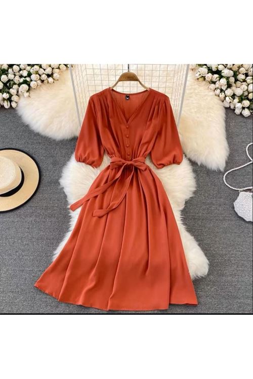 ملابس نسائية صيفية فستان