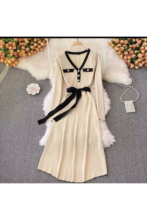 ملابس نسائية شتوية فستان