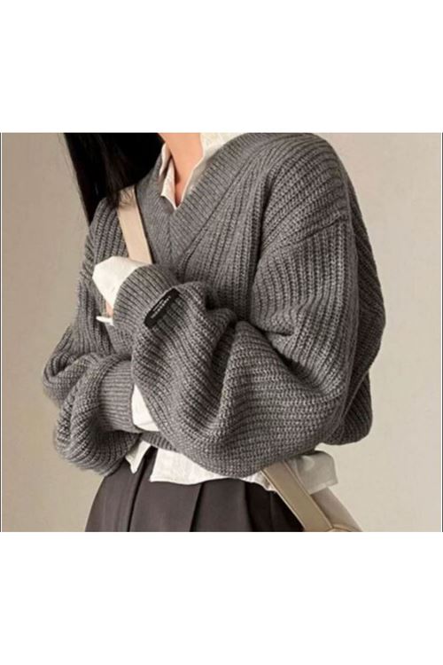 ملابس نسائية شتويه بلوز