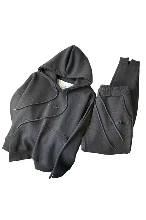 ملابس نسائية شتوية تراك