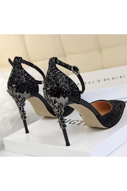 الاحذية نسائية صيفية كعب