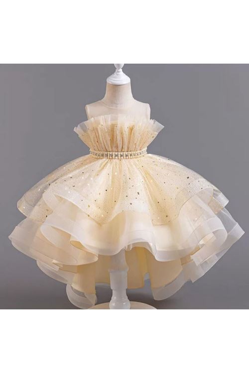 طفل بنت صيفية فستان