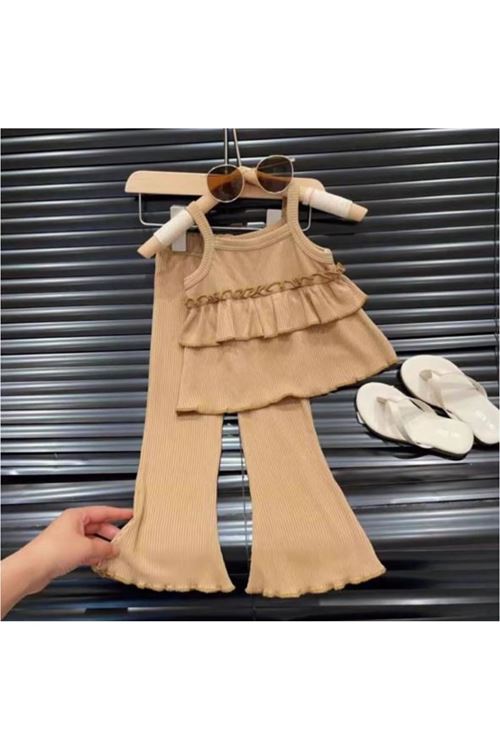 طفل  بنت صيفية  قاط