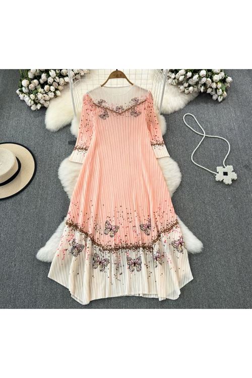 ملابس نسائية صيفية فستان