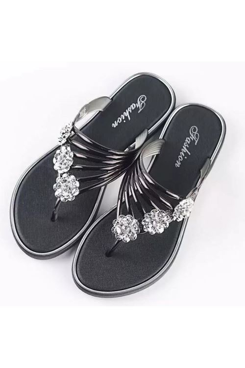 الأحذية نسائية صيفية شحاتة