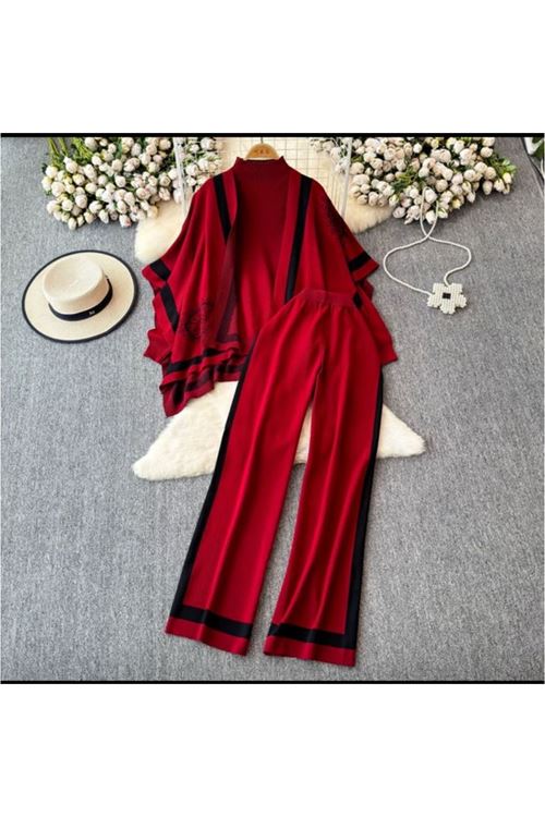 ملابس نسائية شتوية قاط