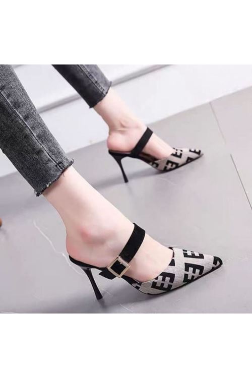 الاحذية نسائية صيفية كعب