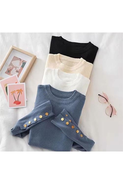 ملابس نسائية شتوية بلوز