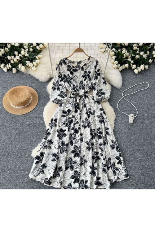 ملابس نسائية صيفية فستان