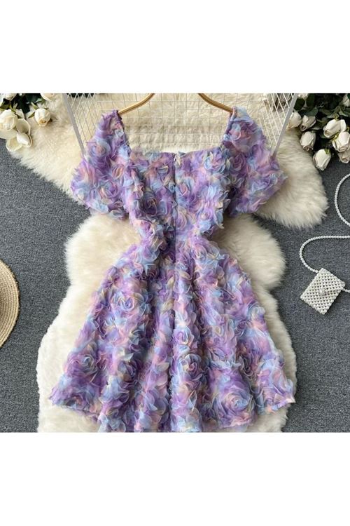 ملابس نسائية صيفية فستان