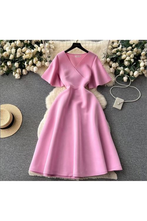 ملابس نسائية صيفية فستان