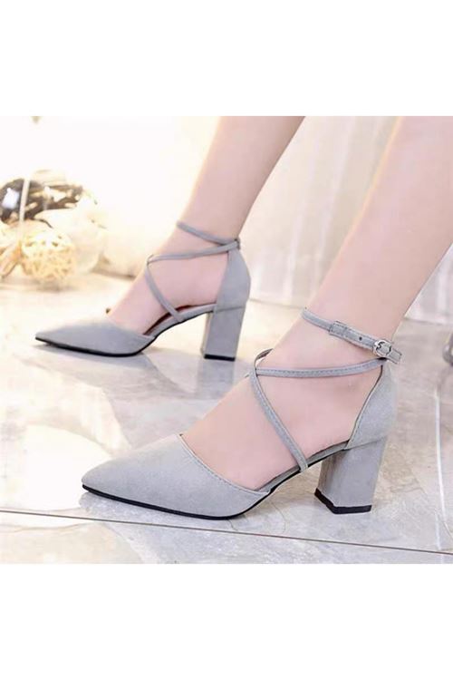 أحذية نسائية صيفية  حذاء كعب