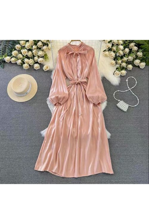 ملابس نسائية صيفية فستان