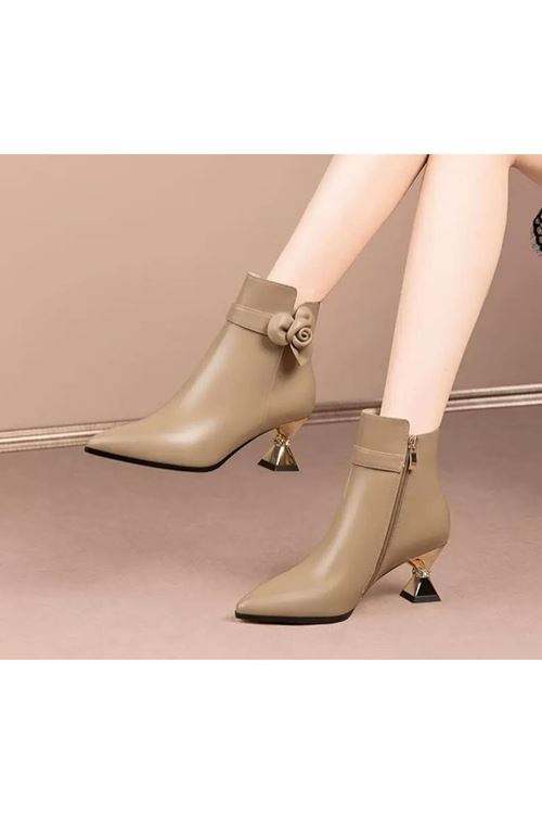 أحذية نسائية شتوية بوت قصير كعب 