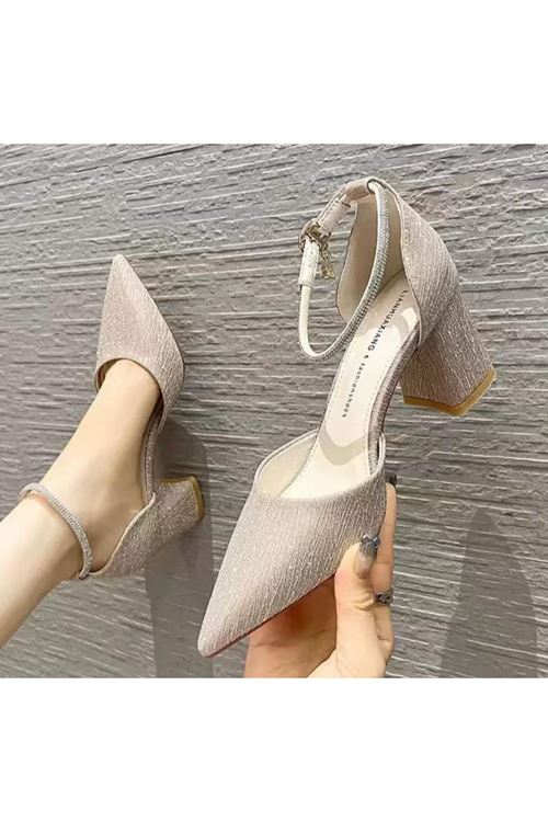 أحذية  نسائية صيفية  حذاء كعب