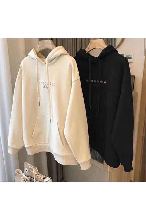 ملابس نسائية شتوية هودي