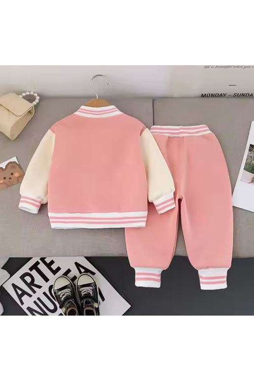 طفل بنت شتوية تراك