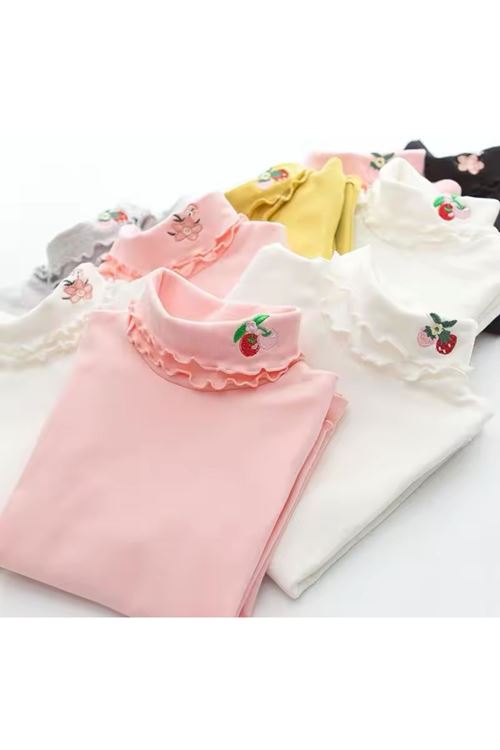 طفل بنت شتوية بلوز