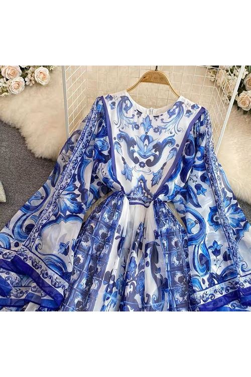 ملابس نسائية صيفية فستان