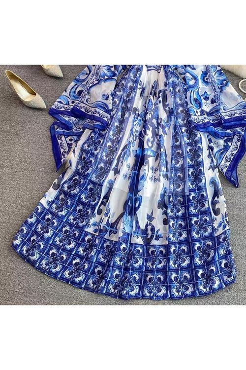 ملابس نسائية صيفية فستان