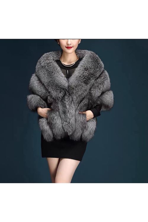 ملابس نسائية شتوية شال