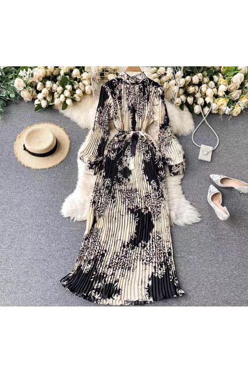 ملابس نسائية صيفية فستان