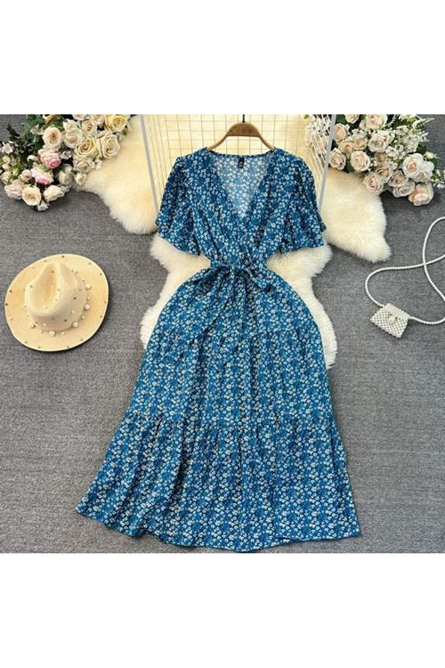 ملابس نسائية صيفية فستان