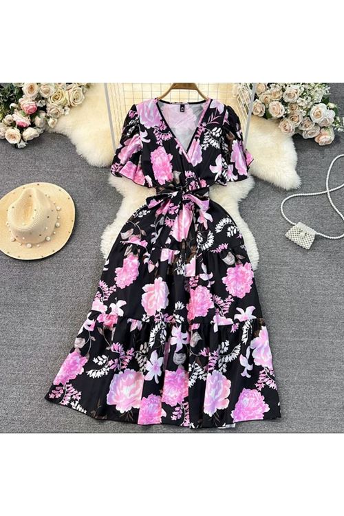 ملابس نسائية صيفية فستان