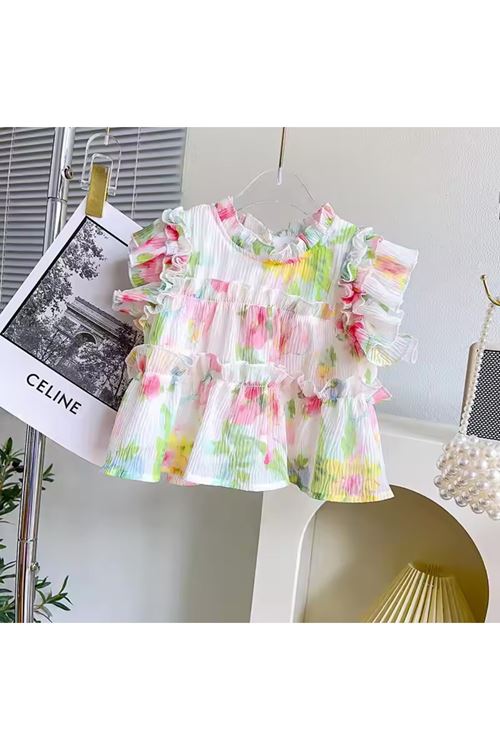 طفل بنت صيفية قاط