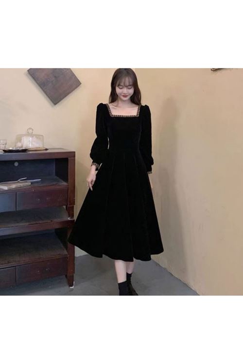 ملابس نسائية صيفية فستان