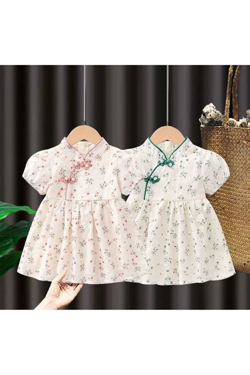 طفل بنت صيفية فستان