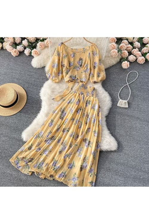 ملابس نسائية صيفية تنورة وقميص 