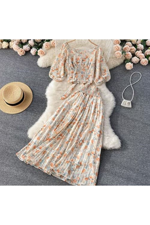 ملابس نسائية صيفية تنورة وقميص 