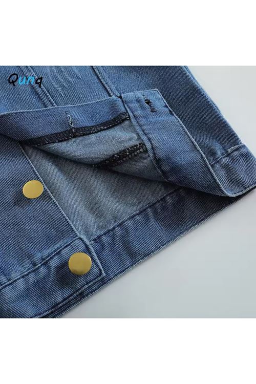 طفل بنت صيفية قاط