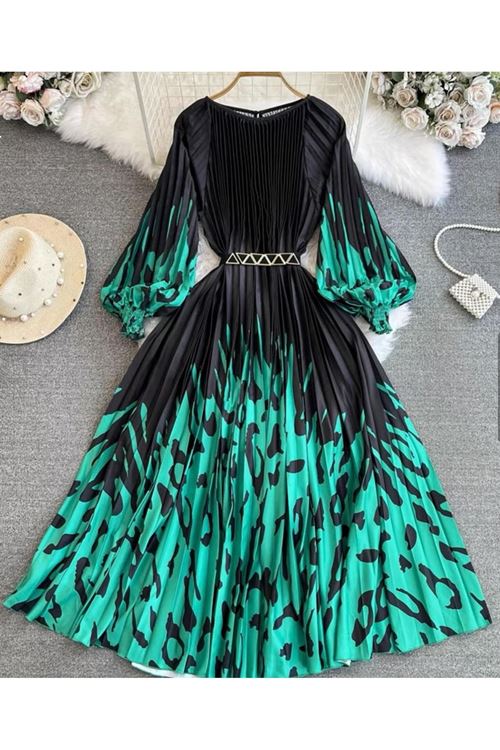 ملابس نسائية صيفية فستان