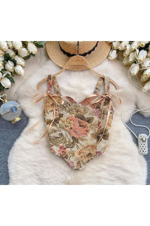 ملابس نسائية صيفية قميص