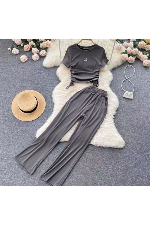 ملابس نسائية صيفية تراك