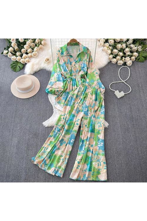 ملابس نسائية صيفية قاط