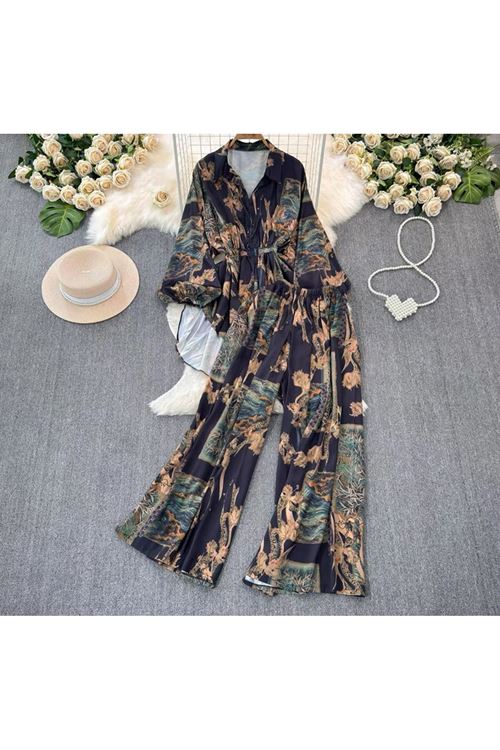 ملابس نسائية صيفية قاط