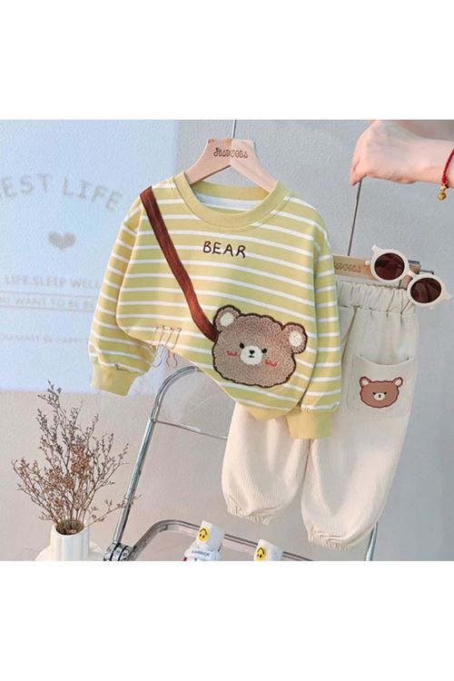 طفل بنت شتوية قاط