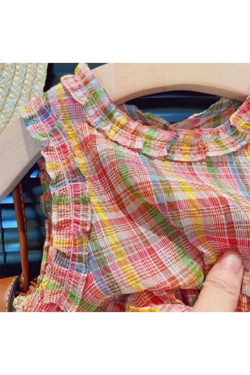 طفل بنت صيفية قاط 