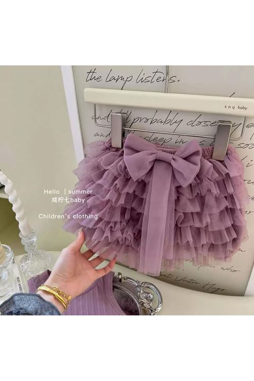 طفل بنت صيفية قاط