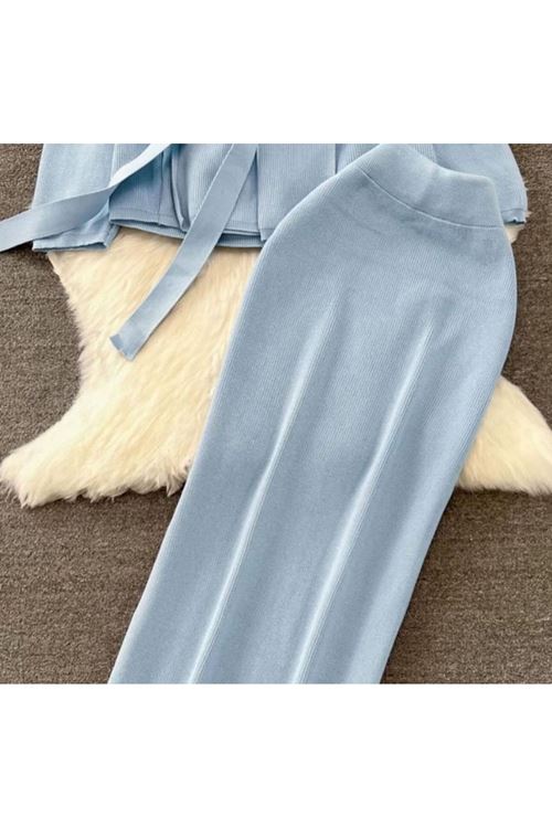 ملابس نسائية شتوية تنورة وجاكيت 