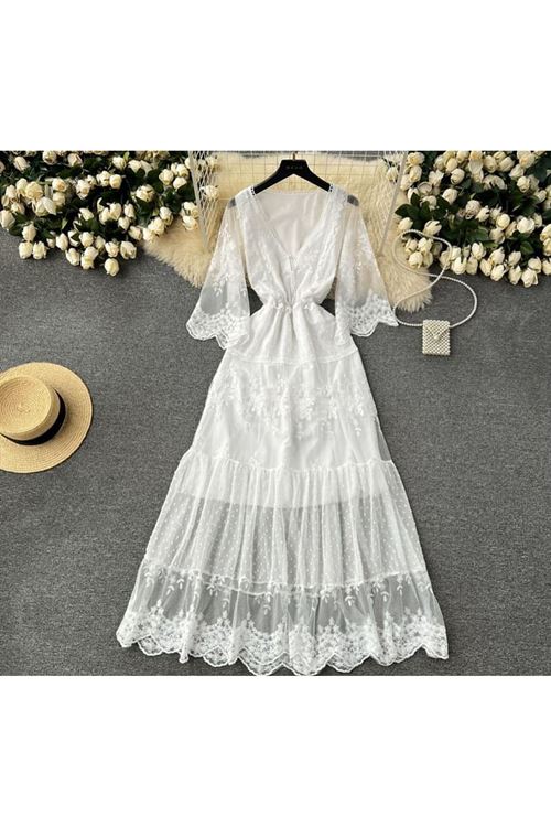 ملابس نسائية صيفية فستان