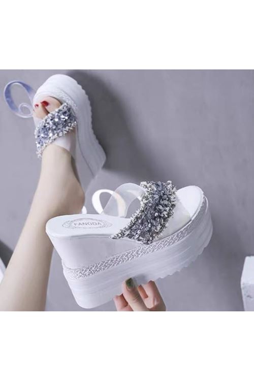 أحذية نسائية صيفيّة شحاتة