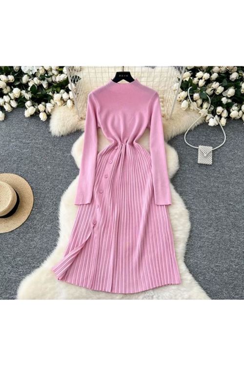 ملابس نسائية شتوية فستان