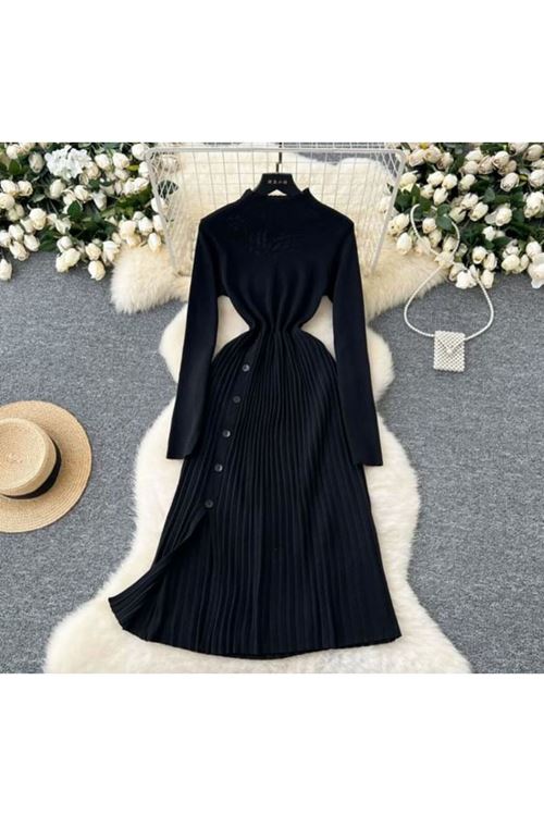 ملابس نسائية شتوية فستان