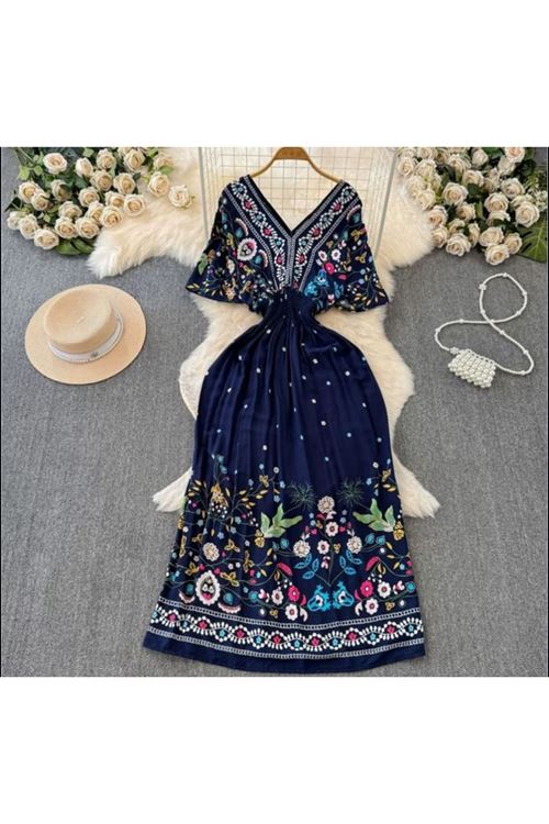 ملابس نسائية صيفية فستان