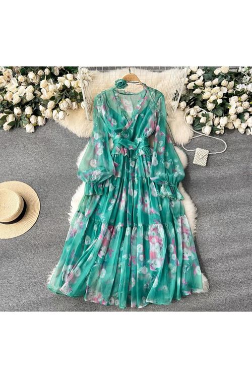 ملابس نسائية صيفية فستان