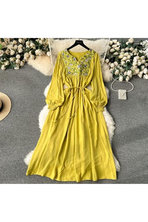 ملابس نسائية صيفية فستان